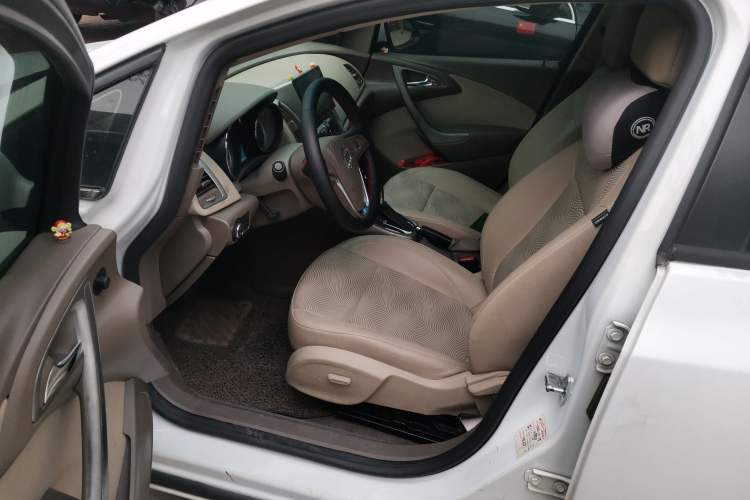 Used Buick GT 2013 GT 1.6L Automatic Fashion Edition
