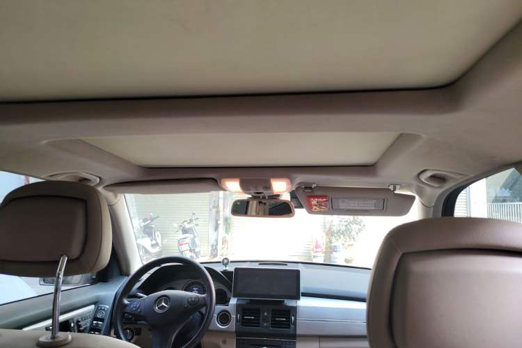 Used Mercedes-Benz GLK-Class 2011 GLK 300 4MATIC Fashion Model