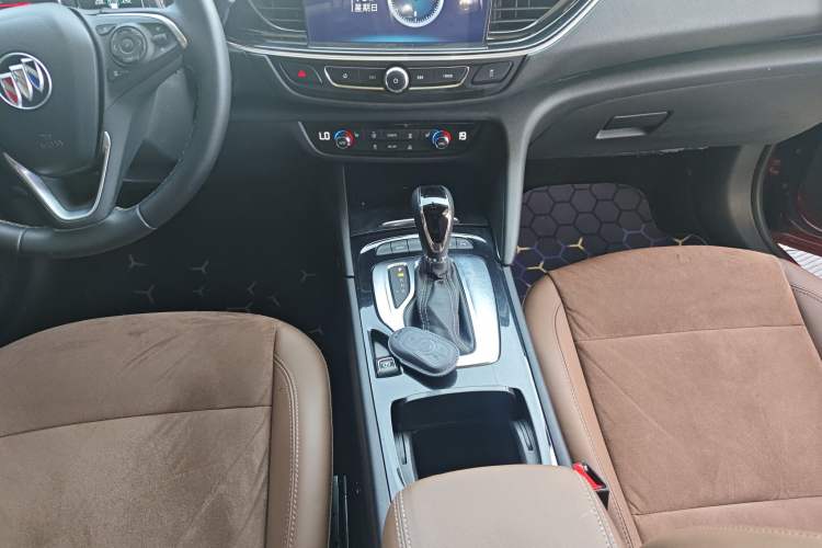 Used Buick Regal 2019 20T Luxury Model China VI Standard