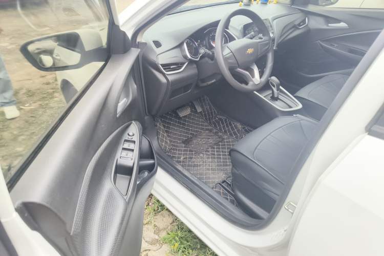 Used Chevrolet Cavalier 2020 325T Automatic Enjoyment Edition Driver Seat