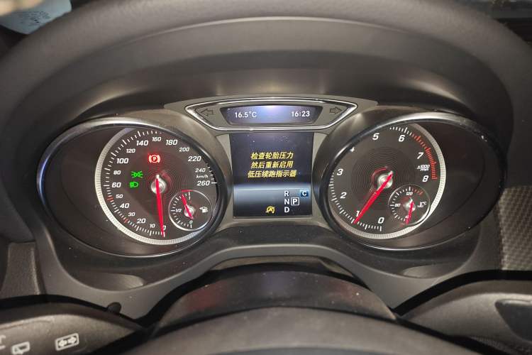 Used Mercedes-Benz GLA 2018 GLA 200 Fashion Model
