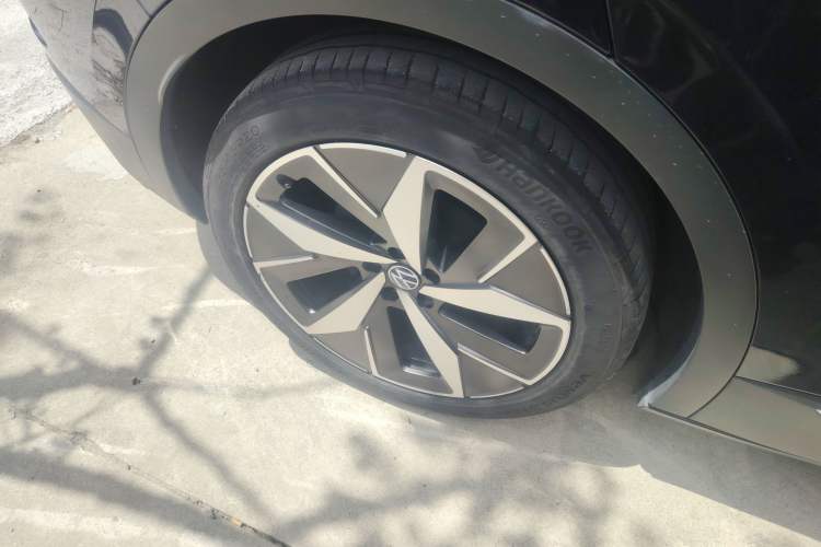 Used Volkswagen ID.4 CROZZ 2022 Long-Range PURE+ Edition