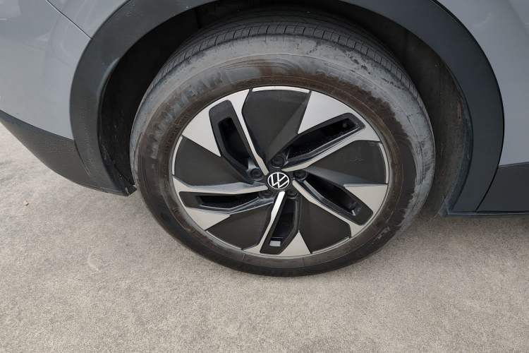 Used Volkswagen ID.4 CROZZ 2024 PURE+ model
