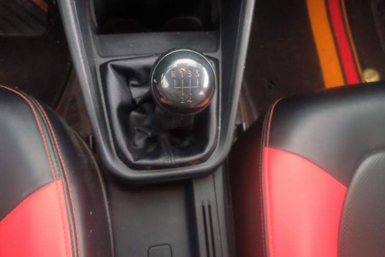 Used Volkswagen Santana 2016 1.6L Manual Fashion Edition