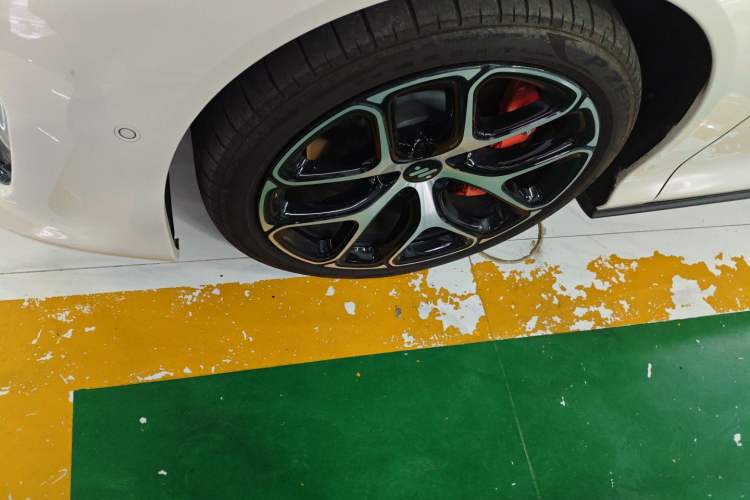 Used IM L6 2025 Ultra Model
