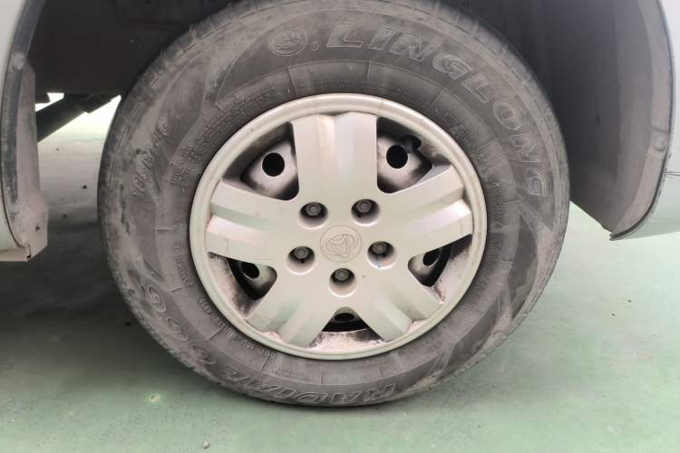 Used CHANGAN KAICHENG Ruixing M70 2019 1.5L Comfort Version 6-Seater China VI Standard Flat Roof Liftback Doors – DAM15KL