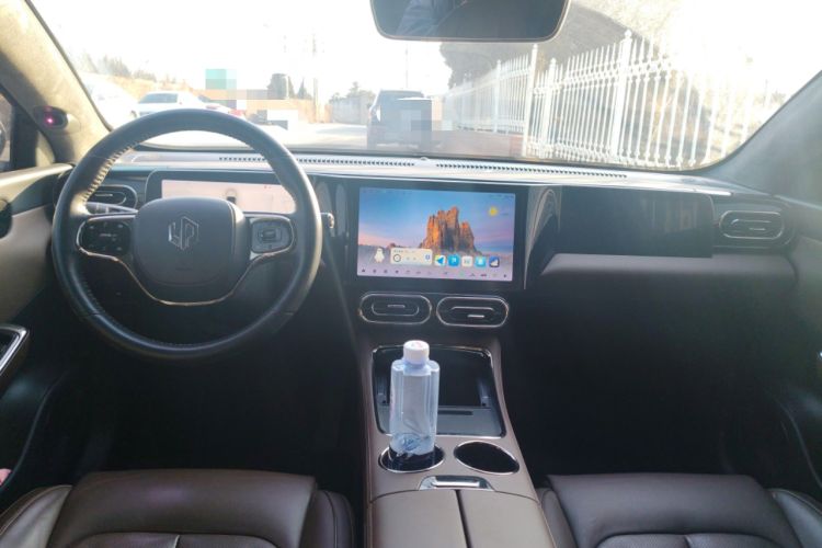 Used Leapmotor C01 2023 Range-Extended 316 Smart Edition Center Console