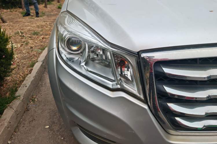 Used Great Wall Wingle 6 2014 2.4L Two-Wheel Drive Elite Version 4G69
