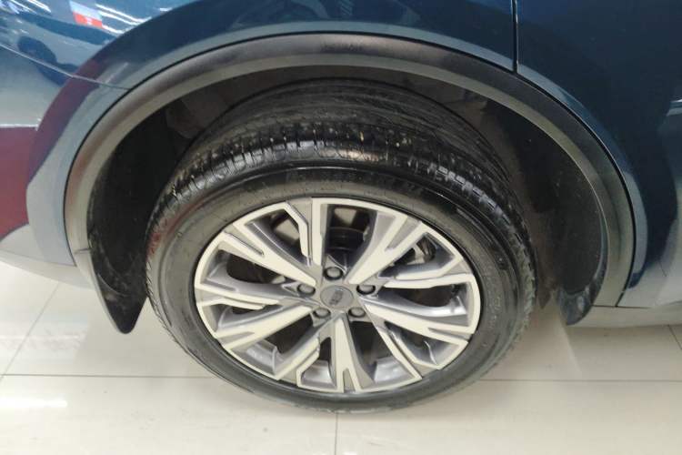 Used Geely Auto Jiajie 2023 Geely Jiaji L 1.5TD DCT Luxury Model
