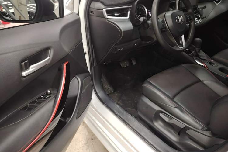 Used Toyota Levin 2021 Dual-Motor 1.8H E-CVT Sport Edition
