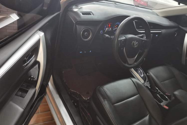 Used Toyota Corolla 2017 Revised Version 1.2T S-CVT GL-i Driver Seat