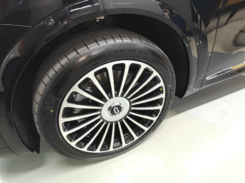 Used Hima AITO M8 2025 Extended-Range Max+ Version 53.4 kWh 6-Seater Edition — 22