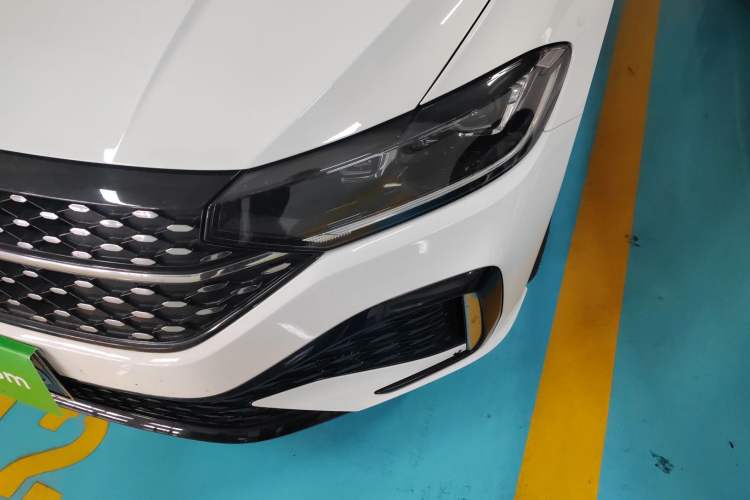 Used Volkswagen Lavida 2023 200TSI DSG Starry Full-Comfort Edition
