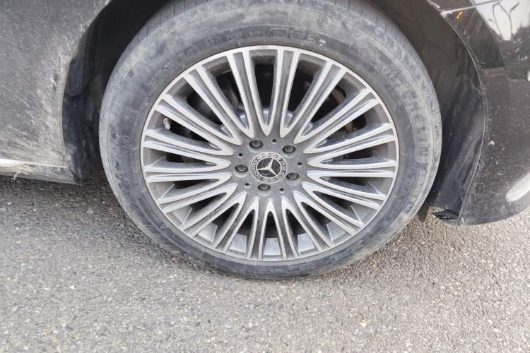 Used Mercedes-Benz E-Class 2021 Facelift E 300 L Stylish Edition