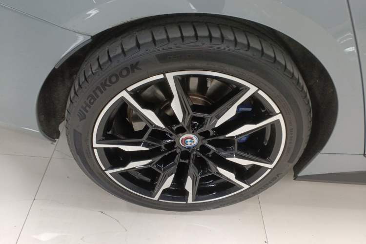 Used BMW i4 2022 M50
