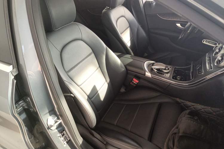 Used Mercedes-Benz C-Class 2017 C 200 station wagon
