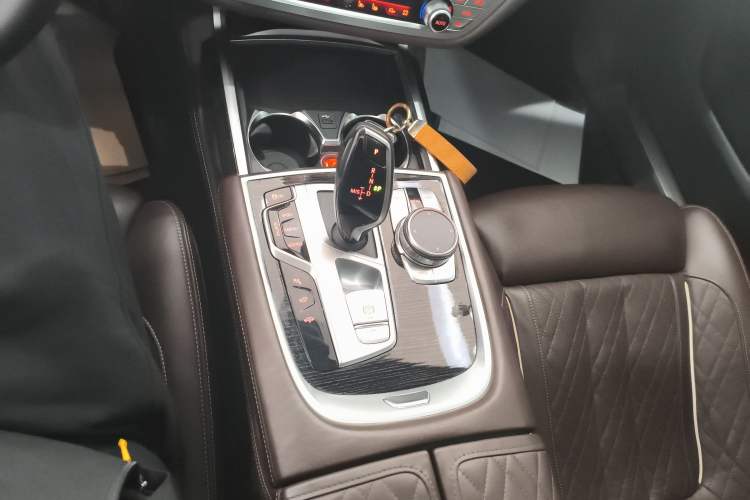 Used BMW 7 Series 2019 Restyled 740Li Leading Edition M Sport Package