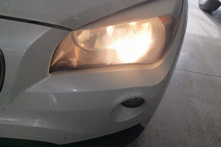 Used BMW X1 2015 sDrive18i Fashion Upgrade Edition Left Front Headlight