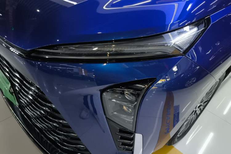 Used Buick GL8 New Energy 2024 Lu Zun Luxury Edition 7-Seater Left Front Headlight