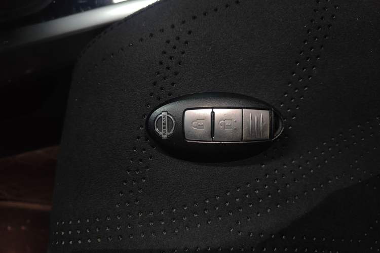 Used Nissan Terra 2020 2.5L XL Upper 4WD Automatic Four-Wheel Drive Luxury Edition Vehicle Key