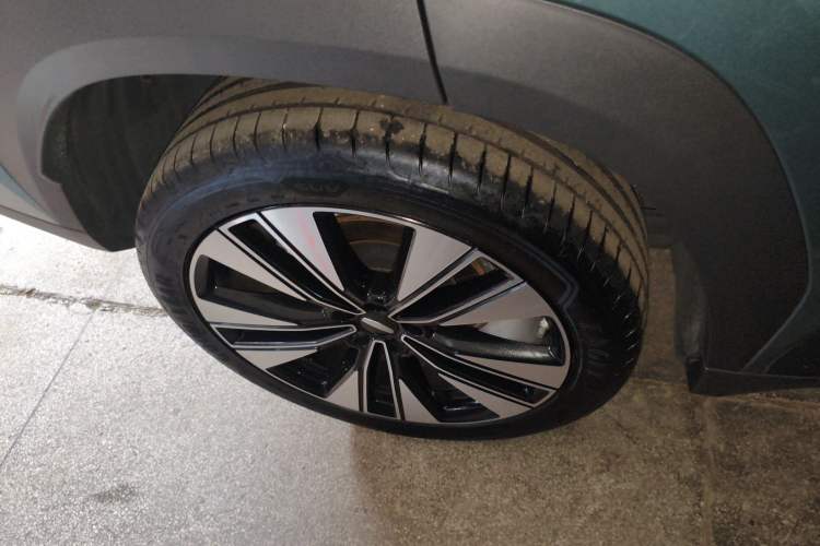 Used Geely Auto FX11 2025 4th Generation 1.5TD DCT Jinxiu
