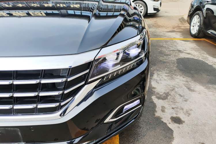 Used Volkswagen Passat 2019 330TSI Luxury Edition China VI Standard