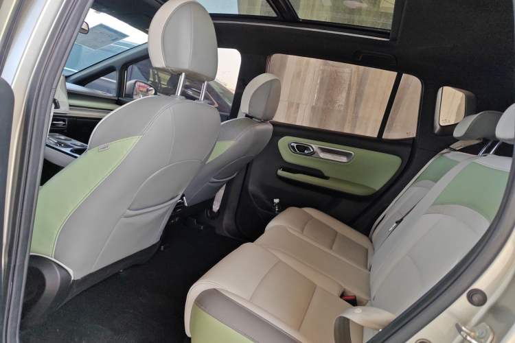 Used AION Y 2022 Plus 70 Smart Edition