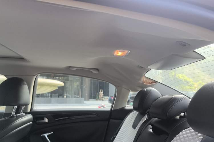 Used Citroen C5 2013 2.0L Automatic Luxury Model Headliner