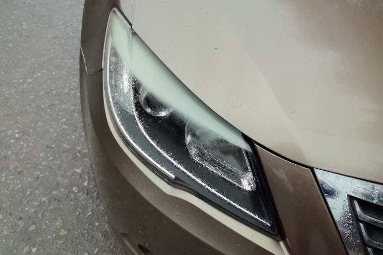 Used BYD G6 2011 2.0L Manual Luxury Edition
