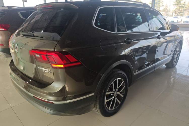 Used Volkswagen Tiguan L 2017 330TSI Automatic Two-Wheel Drive Luxury Edition
