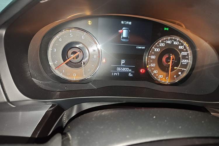 Used Acura CDX 2016 1.5T Two-Wheel Drive Deluxe Edition