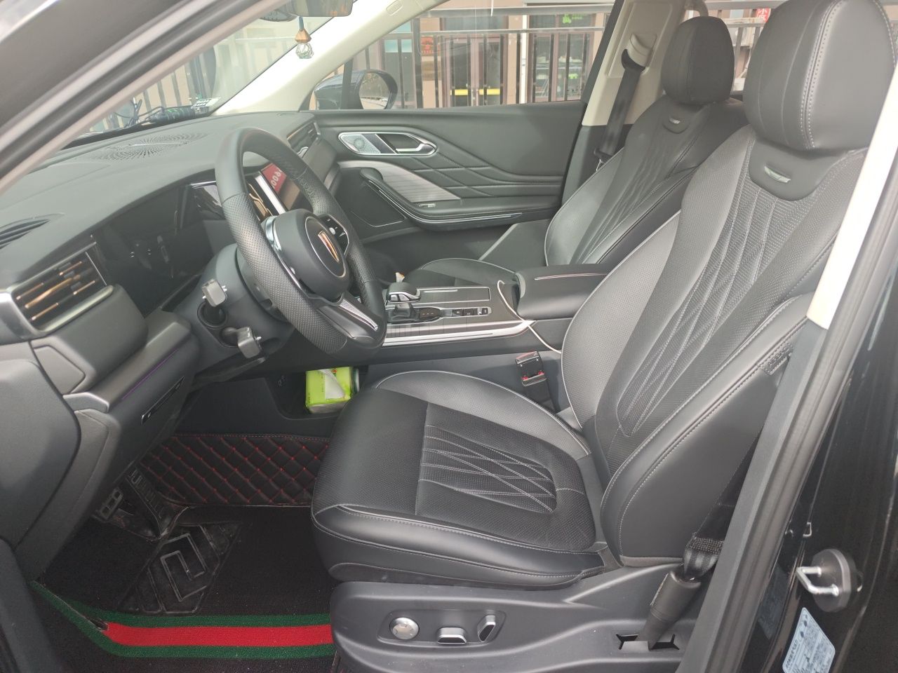Hongqi HS7 PHEV 2024 2.0T PHEV Four-Wheel Drive Flagship Edition 6 Seats — снимка 15