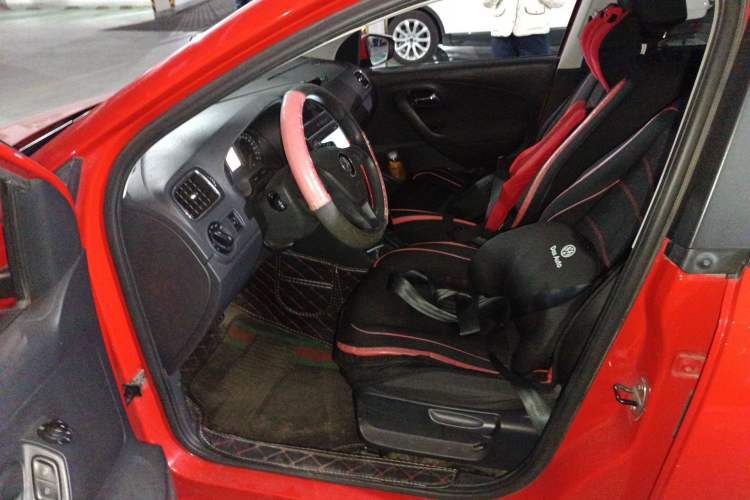 Used Volkswagen Polo 2014 1.4L Automatic Comfort Edition