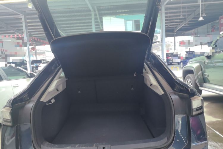 Used Volkswagen ID.7 VIZZION 2024 First Edition Trunk