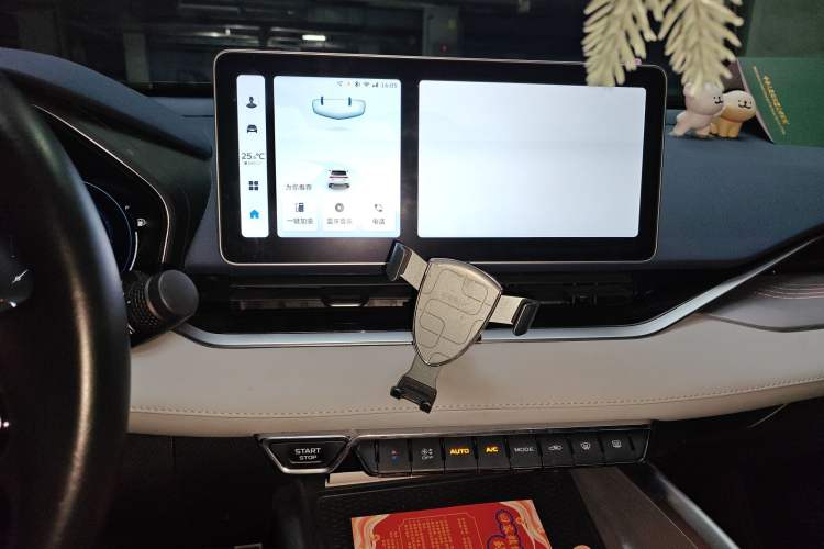 Used Geely Auto Preface 2023 2.0TD Prestige Version
