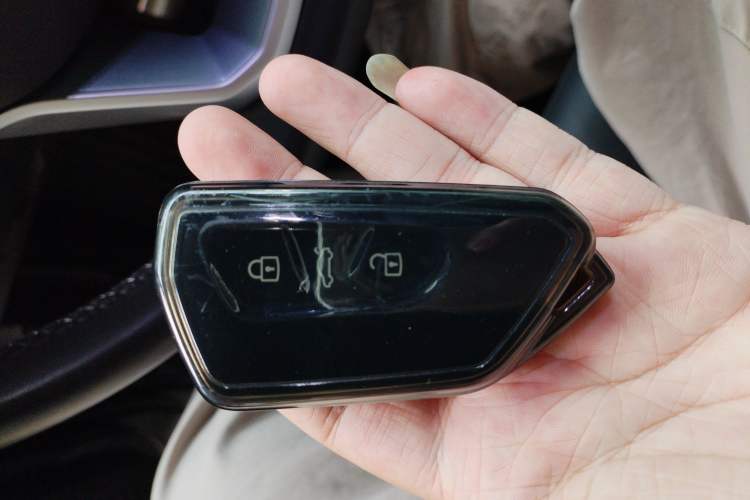 Used Volkswagen ID.4 X 2023 Pure Smart Edition Vehicle Key