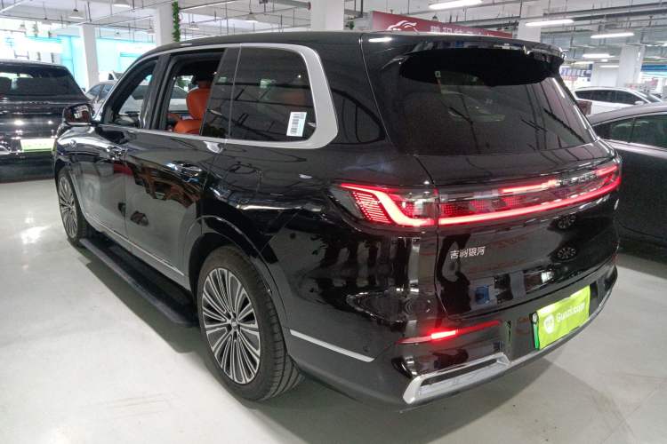 Used Geely Galaxy Galaxy M9 2025 Model 210km Four-Wheel-Drive Leading Edition