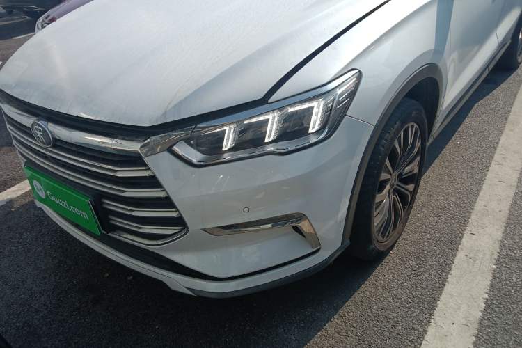 Used BYD Song Pro New Energy 2019 DM 1.5T Four-Wheel Drive High-Energy Version Left Front Headlight