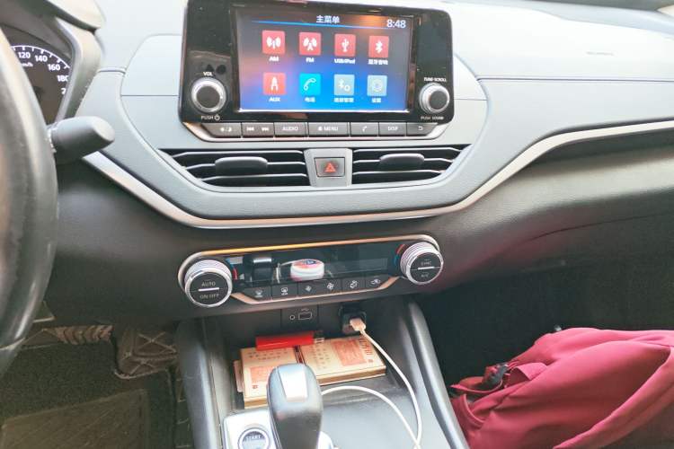 Used Nissan Teana 2019 2.0L XL Comfort Edition Audio And AC Panel