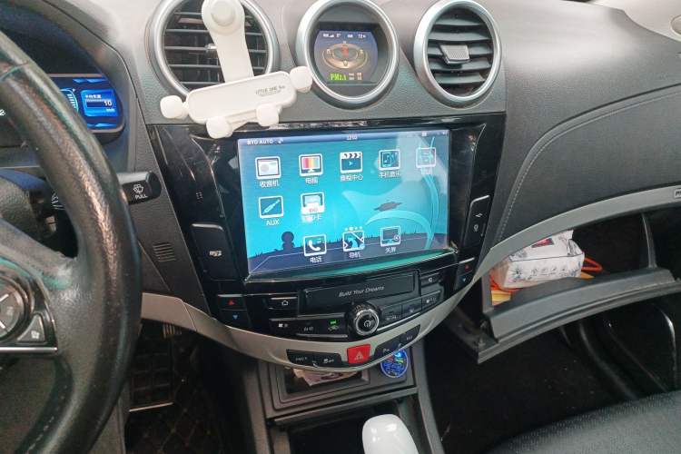 Used BYD S7 2015 2.0T Upgraded Automatic Luxury Version