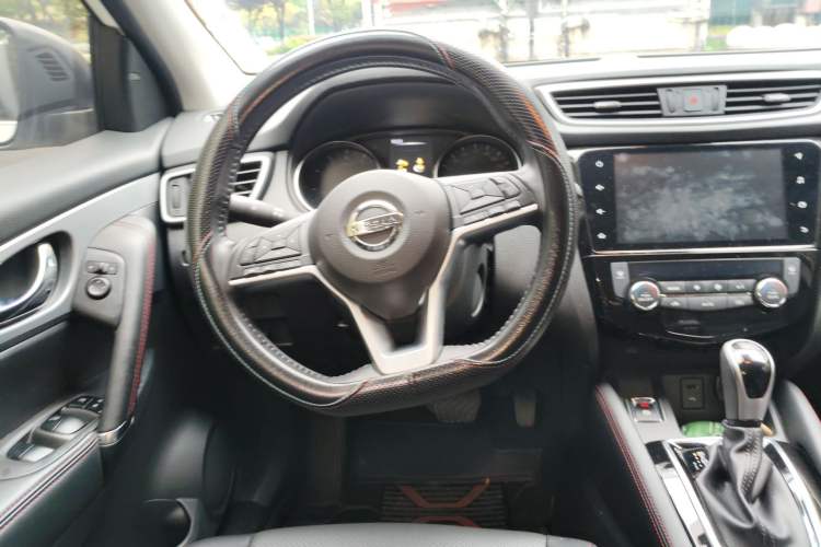 Used Nissan Qashqai 2022 2.0L CVT XV Premier Luxury Edition Steering Wheel