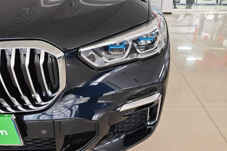 Used BMW X5 2022 Restyled xDrive 30Li Luxury Version M Sport Package