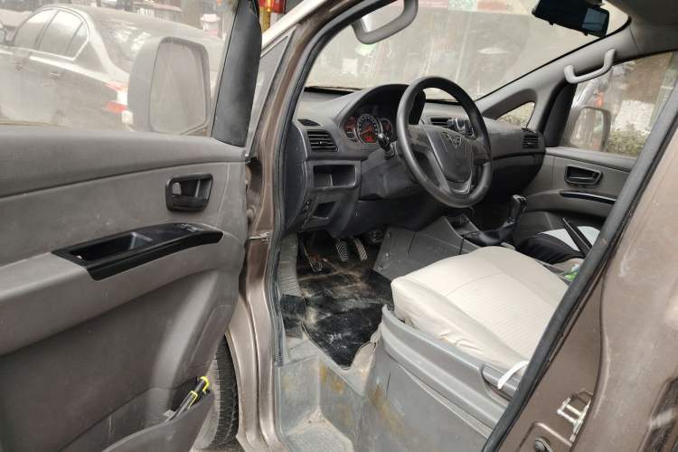 Used Wuling Zhengcheng 2015 1.5L Comfort L3C