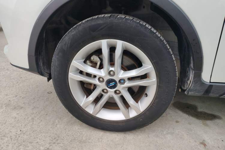 Used Oshan COS5 2021 1.6L Manual Luxury Model