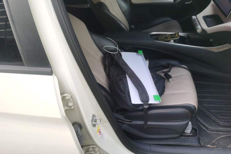 Used BYD Dolphin 2023 420 km Free Version
