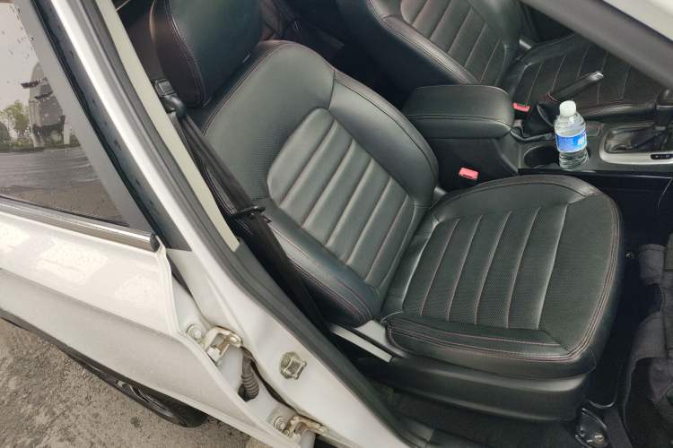 Used Cowin X3 2017 1.6L CVT Enthusiast Edition China V Standard
