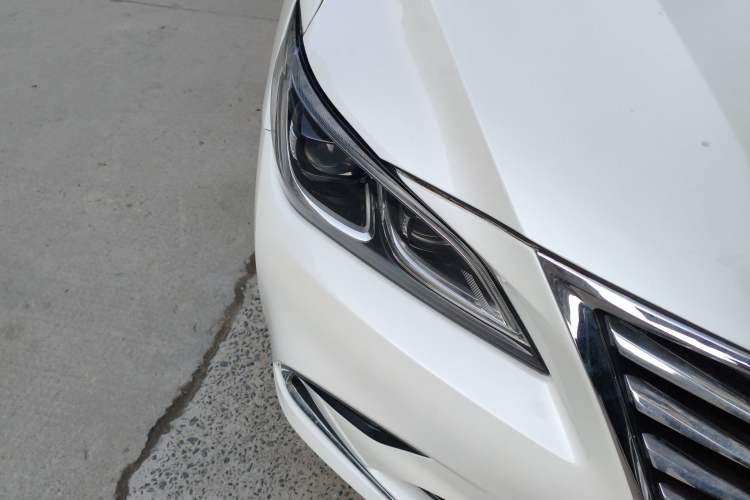 Used CHANGAN Raeton CC 2018 1.5T Automatic Haoya Model Guangmang Edition China V Standard
