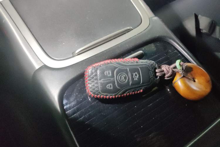 Used Lincoln MKX 2017 2.0T Two-Wheel Drive Deluxe Edition