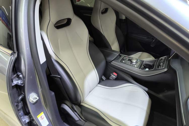 Used BYD Destroyer 05 2024 HONOR Edition DM-i 55KM Luxury Model
