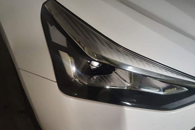 Used Haval H6 Coupe 2019 1.5T Automatic Two-Wheel Drive Luxury Smart Connectivity Version China VI Standard